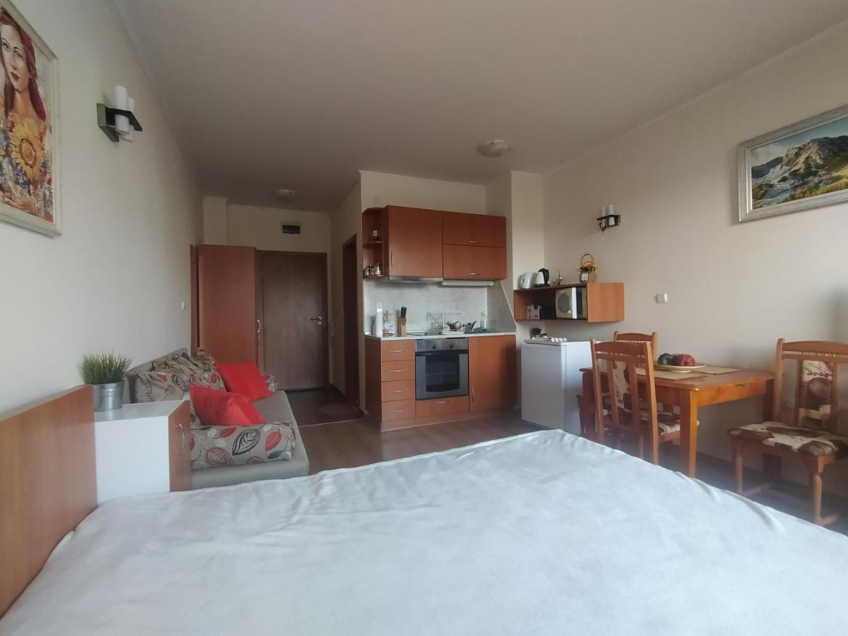Pine Tree Studio B11 Банско Екстериор снимка